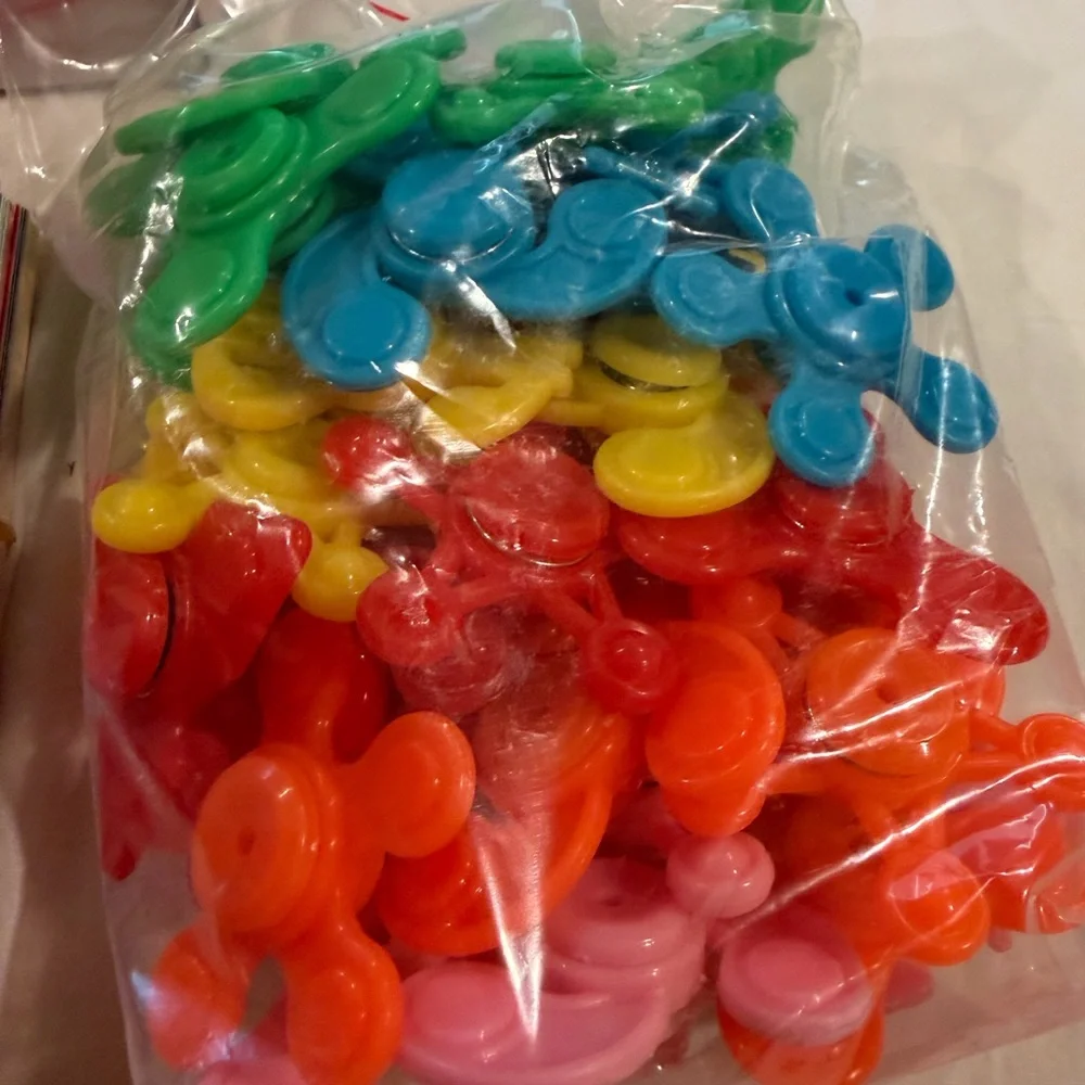 Valentine's Day Spinner Party Favors - Assorted Colors